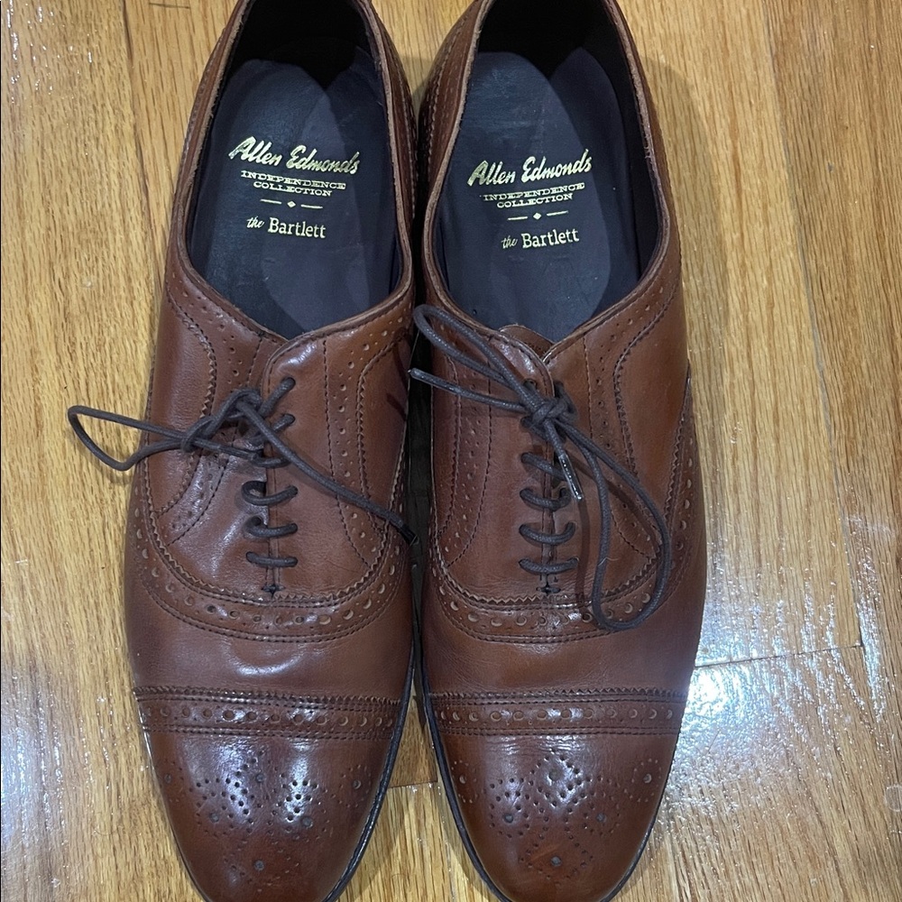 Allen Edmonds Bartlett Chestnut Leather Derbys